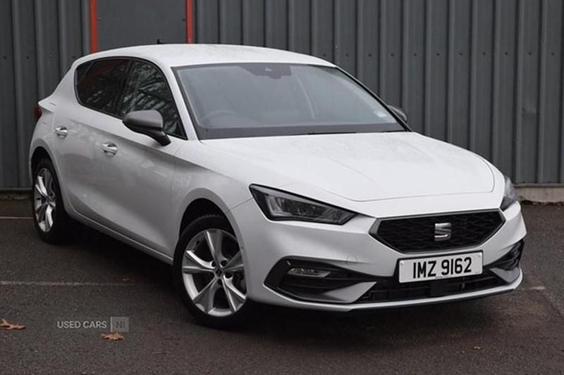 White New 2025 Seat Leon FR Hatchback | £25,995 - Image 1/1