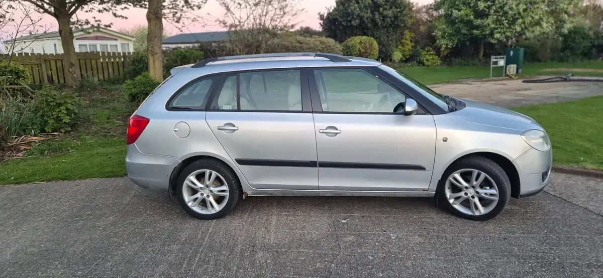 Used Skoda Fabia 86 HP (63 kW) 2008 Silver Estate