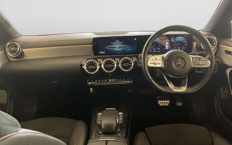 Used Mercedes CLA200 Executive 163 HP (119 kW) 2022 Sedan