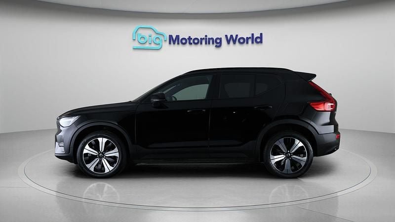 Used Volvo XC40 Core 300 kW (408 HP) 2022 Black SUV
