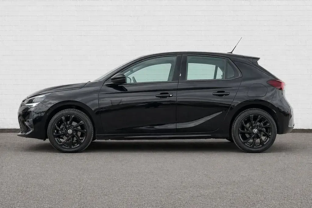 Second-hand Vauxhall Corsa S 100 CP (73 kW) 2023 Negru Hatchback
