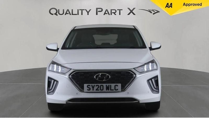 Used Hyundai Ioniq Premium SE 141 HP (103 kW) 2020 White Hatchback