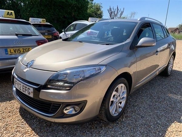Beige Used 2012 Renault Mégane GrandTour Dynamique Estate | £4,295 - Image 1/1