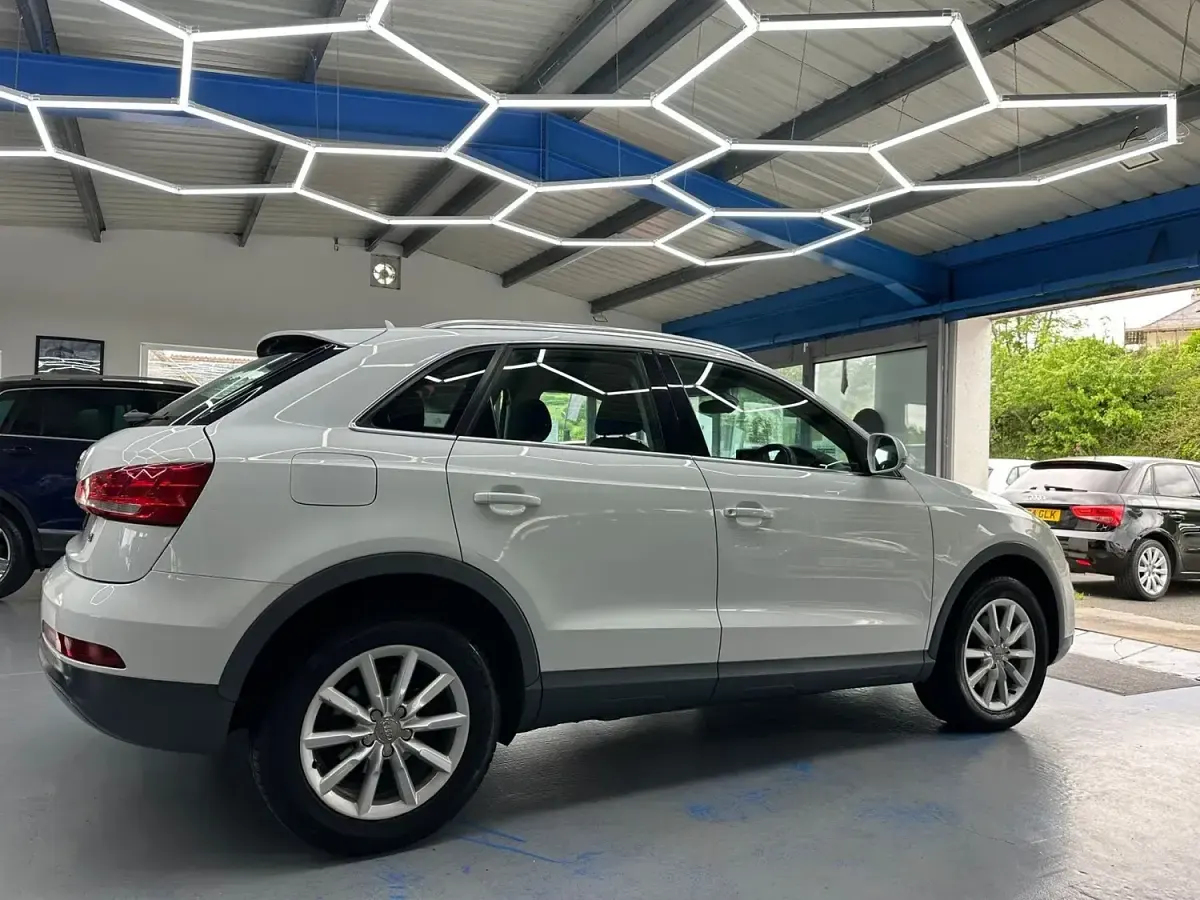 Used Audi Q3 2013 White SUV