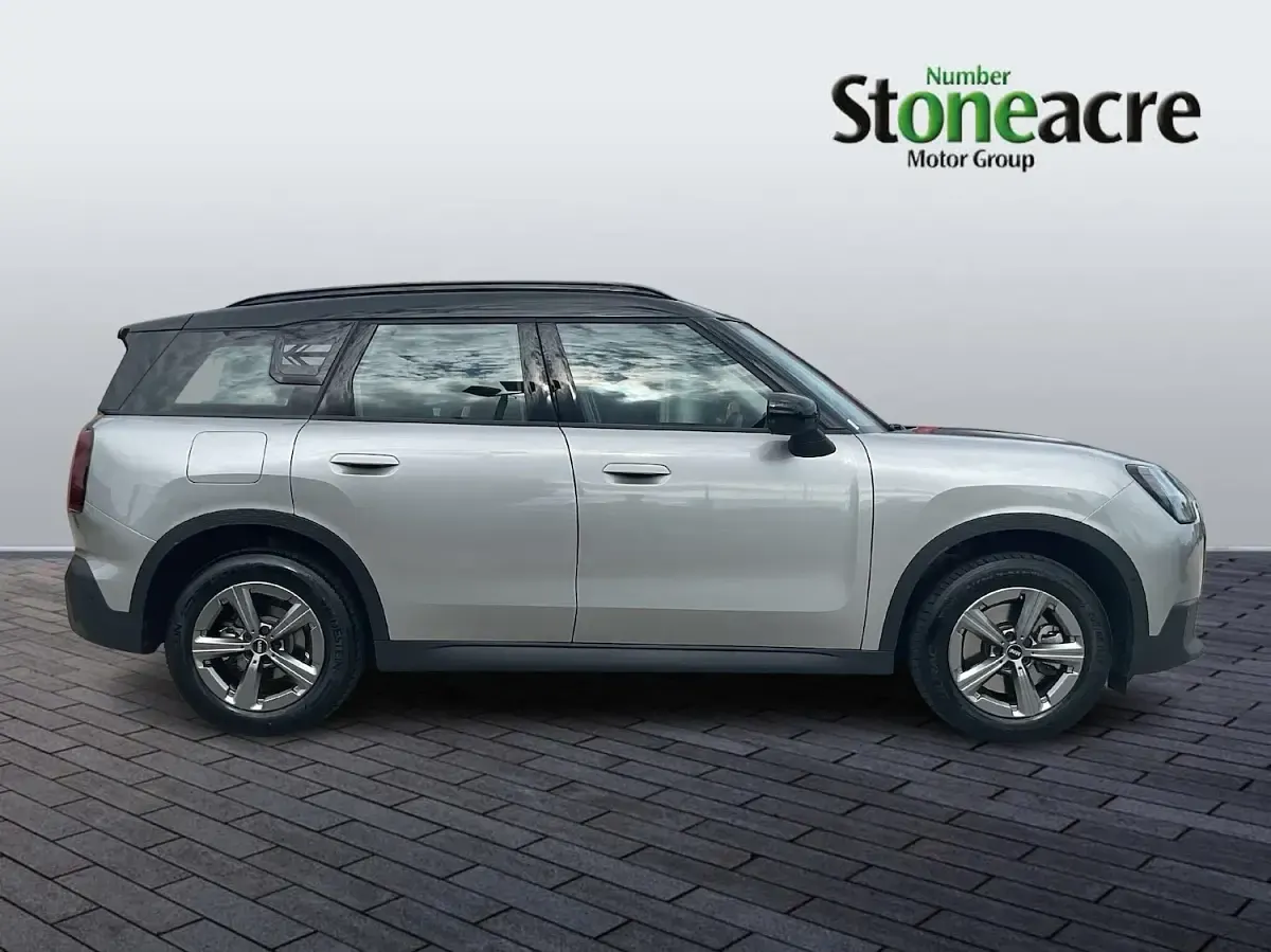 Used Mini Countryman Classic 170 HP (125 kW) 2025 Silver SUV