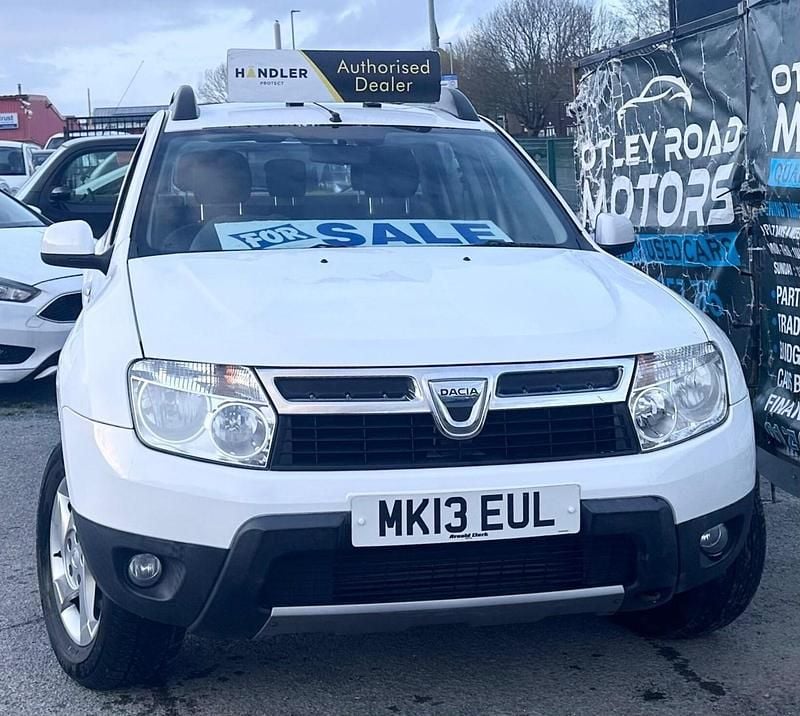 Used Dacia Duster Lauréate 2013 White SUV