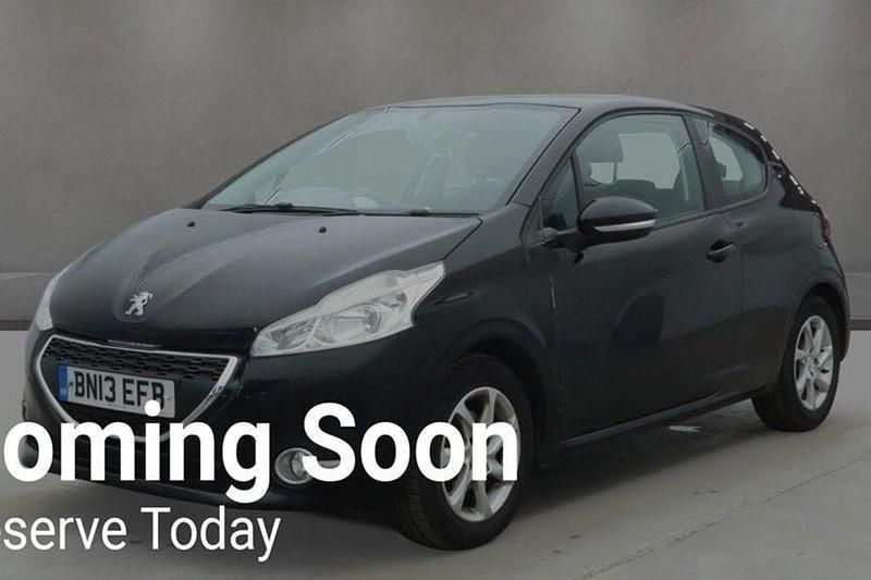 Used Peugeot 208 Active 68 HP (50 kW) 2013 Black Hatchback