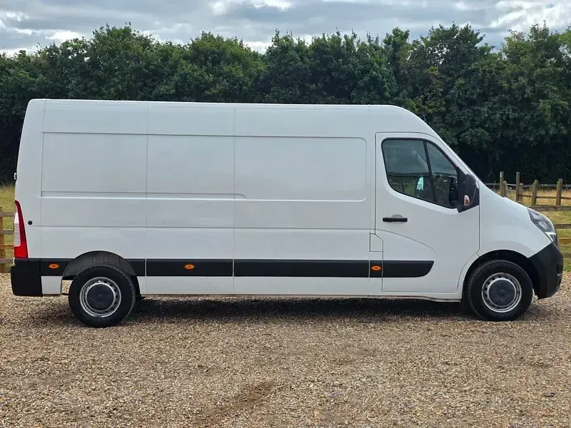 Used Vauxhall Movano 2020 White