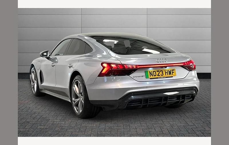 Used Audi e-tron GT quattro Comfort 384 kW (523 HP) 2023 Silver Sedan