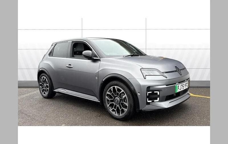 New Renault R5 Komfort 110 kW (150 HP) 2025 Other Hatchback