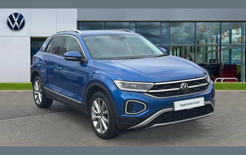 Used VW T-Roc Style 150 HP (110 kW) 2023 Blue SUV