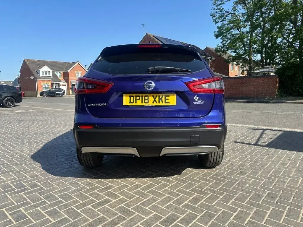Used Nissan Qashqai N-Connecta 115 HP (84 kW) 2018 Blue SUV