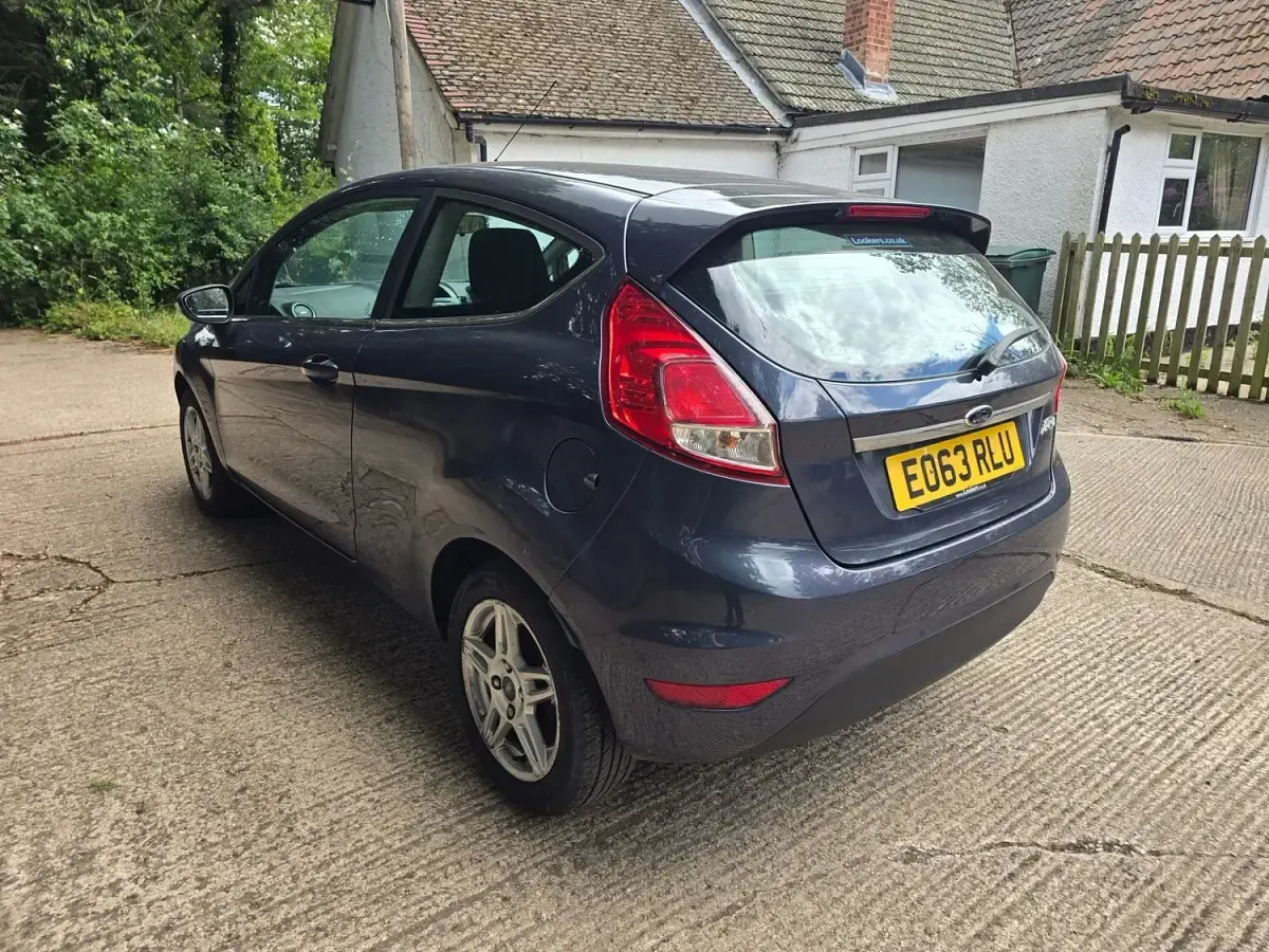 Used Ford Fiesta Zetec 82 HP (60 kW) 2013 Grey Hatchback