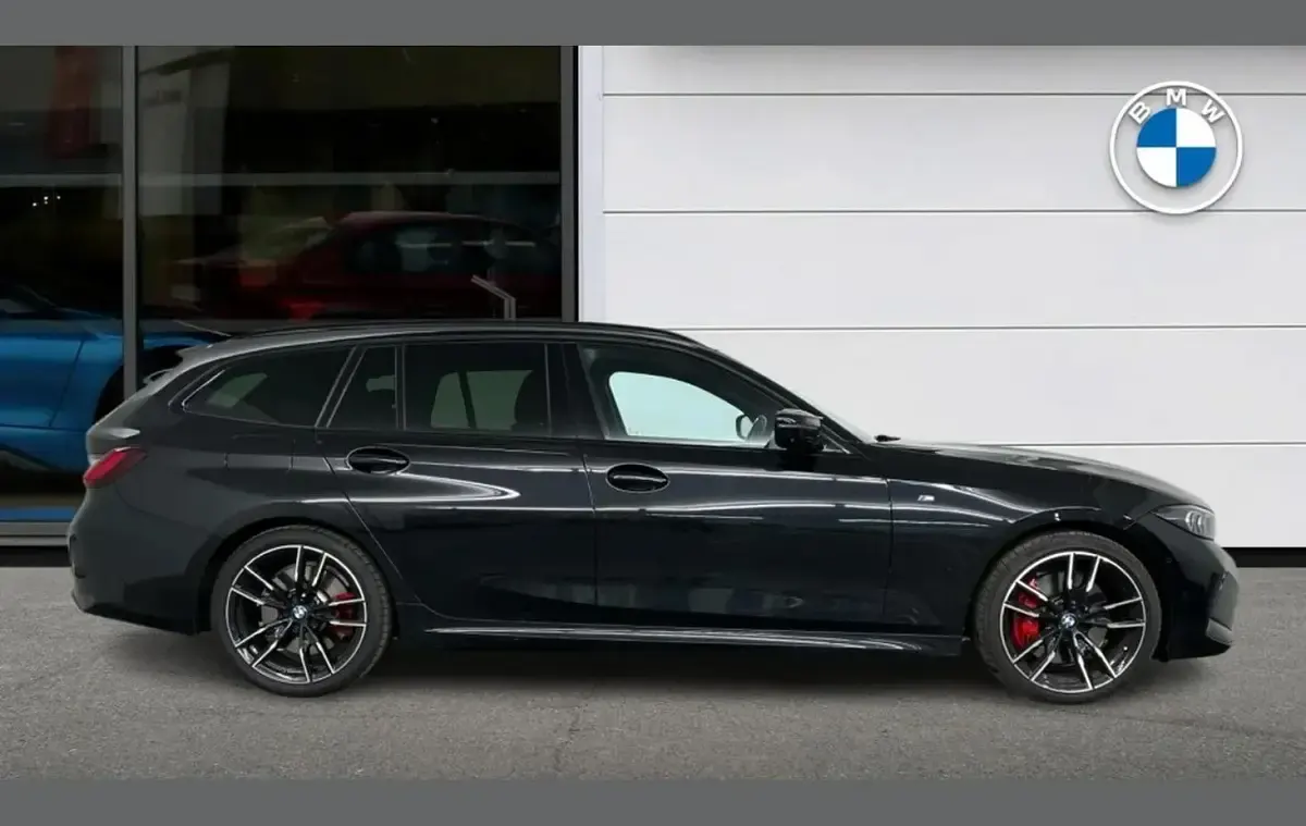 Used BMW M340 Comfort Edition 334 HP (245 kW) 2023 Black Estate