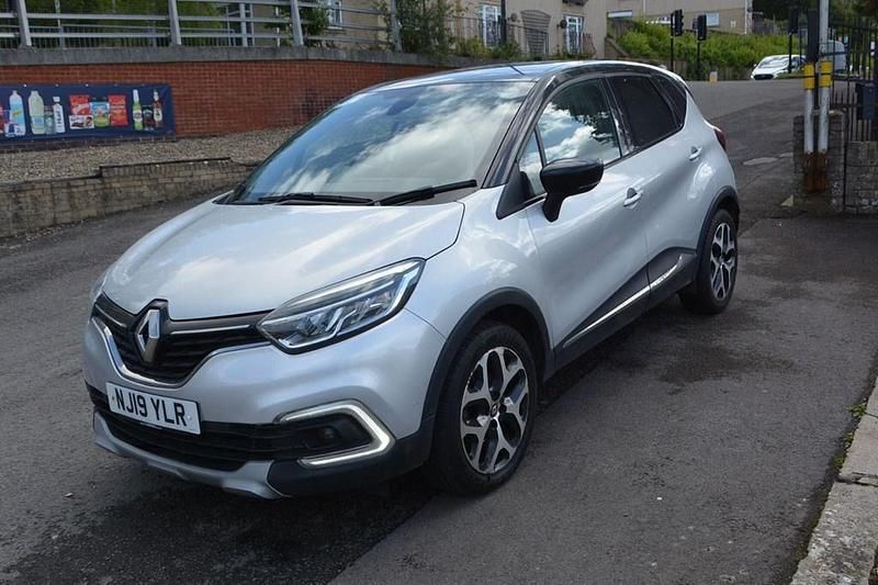 Used Renault Captur GT-Line 2019 Silver SUV