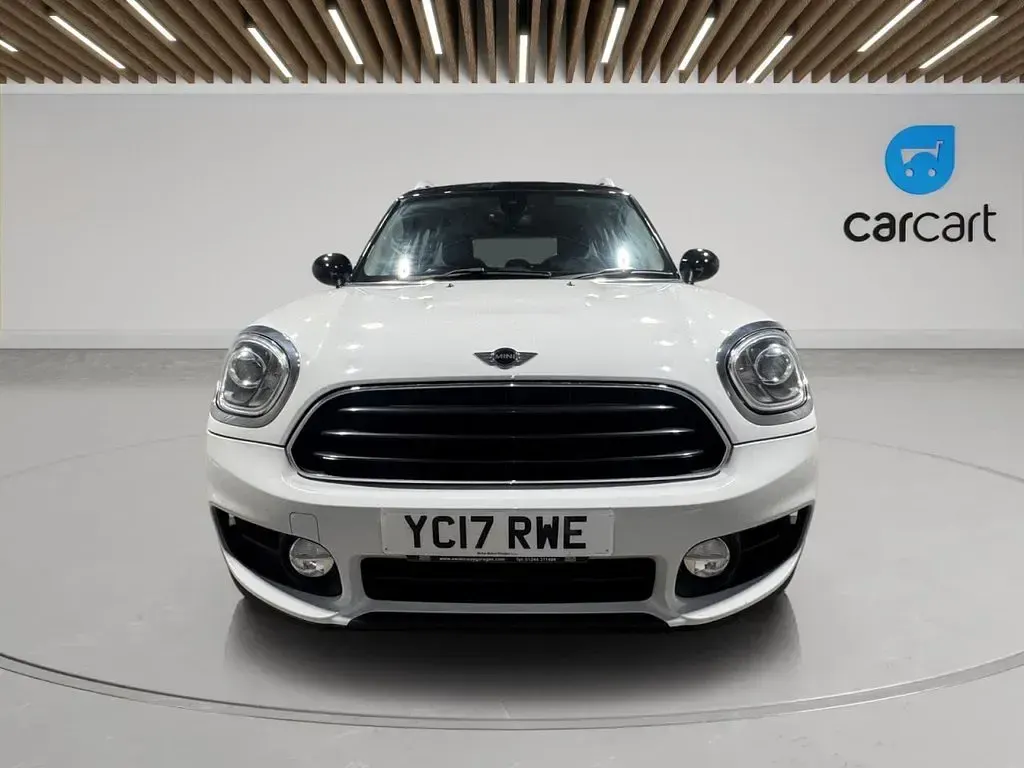 Used Mini Cooper D 150 HP (110 kW) 2017 White Hatchback