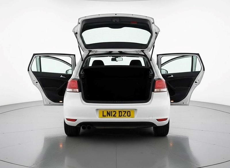 Used VW Golf VII 2012 White Hatchback