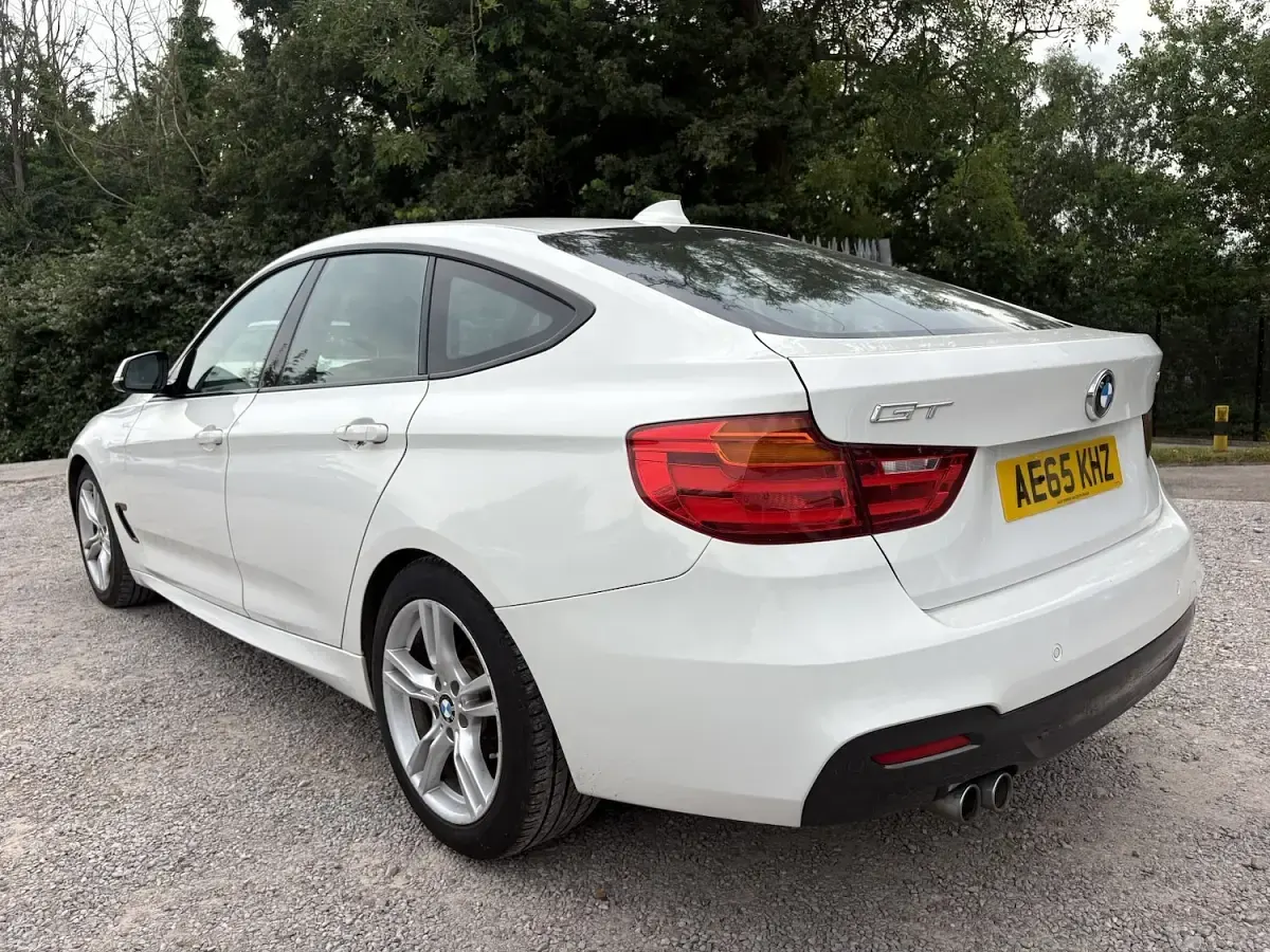 Used BMW 320 Gran Turismo M Sport 190 HP (139 kW) 2015 White Coupe