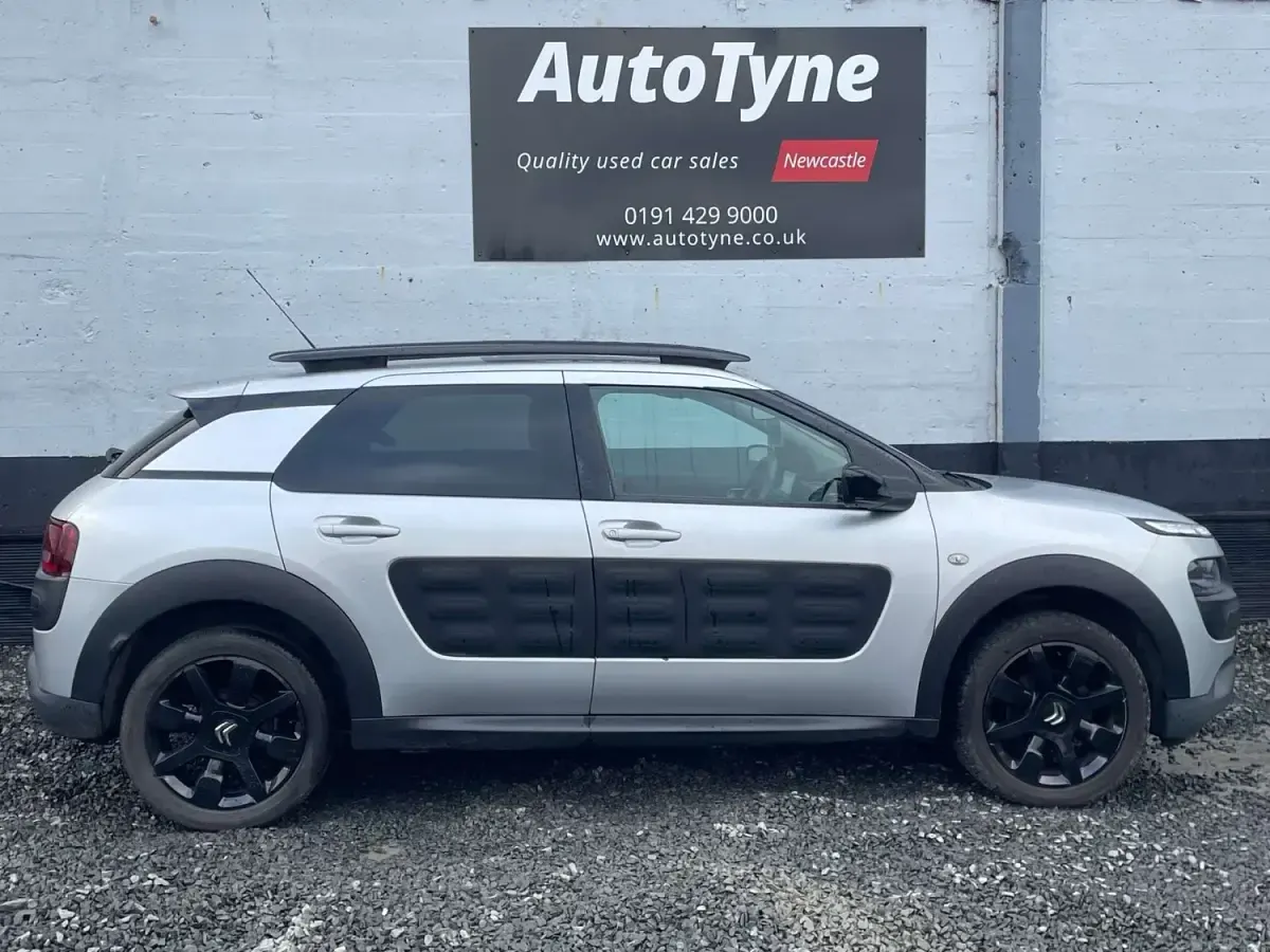 Used Citroën C4 Flair 114 HP (83 kW) 2016 Silver SUV