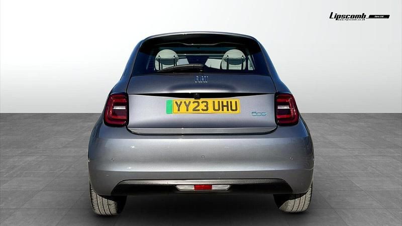 Second-hand Fiat 500e La Prima 85 kW (116 CP) 2023 Gri Hatchback
