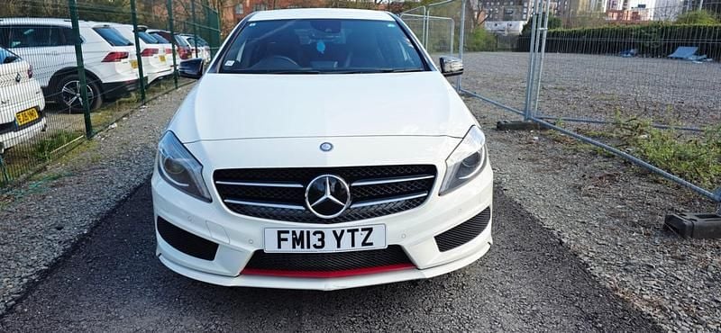 Used Mercedes A180 Executive 122 HP (89 kW) 2013 White Hatchback
