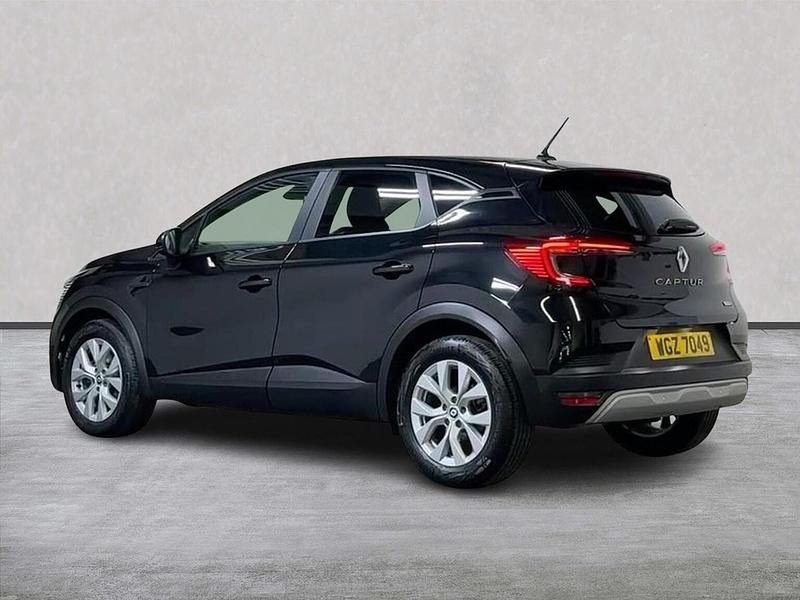 Used Renault Captur Iconic 145 HP (106 kW) 2022 Black SUV