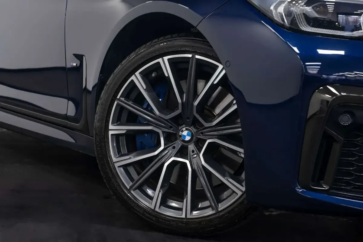 Used BMW 740L M Sport 2021 Blue Sedan