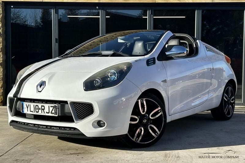 Used Renault Wind Collection 133 HP (97 kW) 2010 White Cabriolet