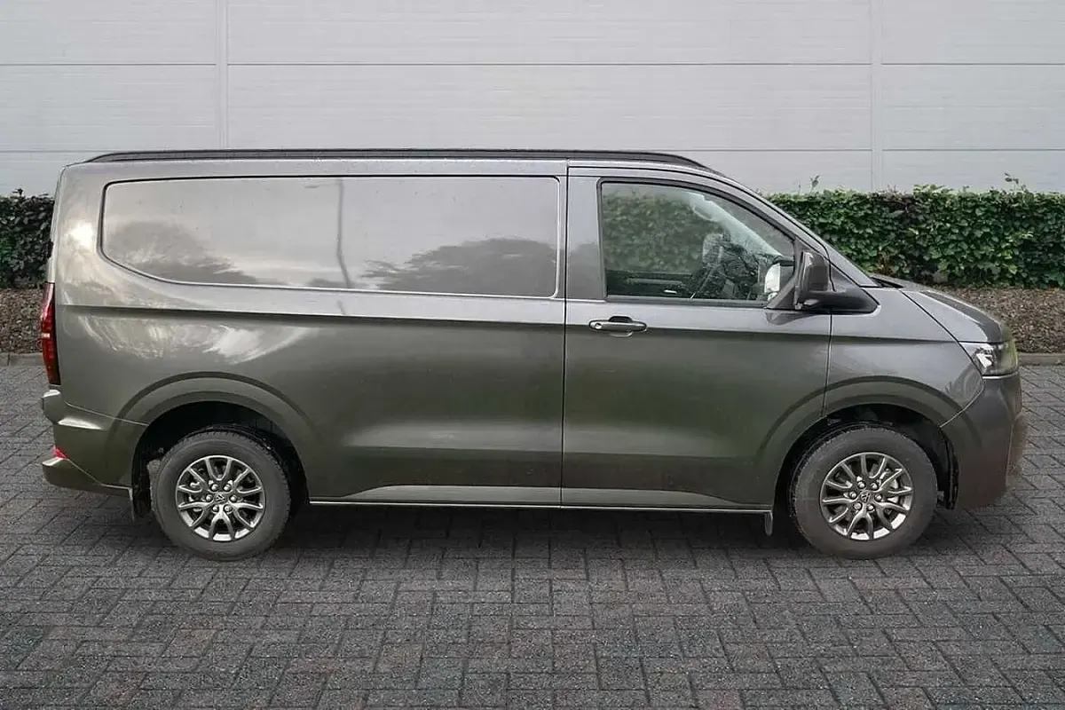 Usado VW Transporter Pro 2026 Cinzento Van