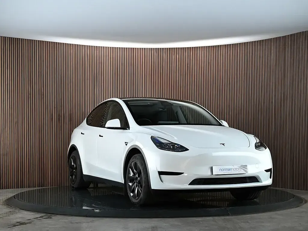 Used Tesla Model Y RWD 219 kW (299 HP) 2024 White SUV