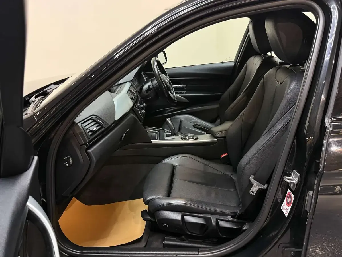 Used BMW 320 M Sport 181 HP (133 kW) 2015 Black Estate