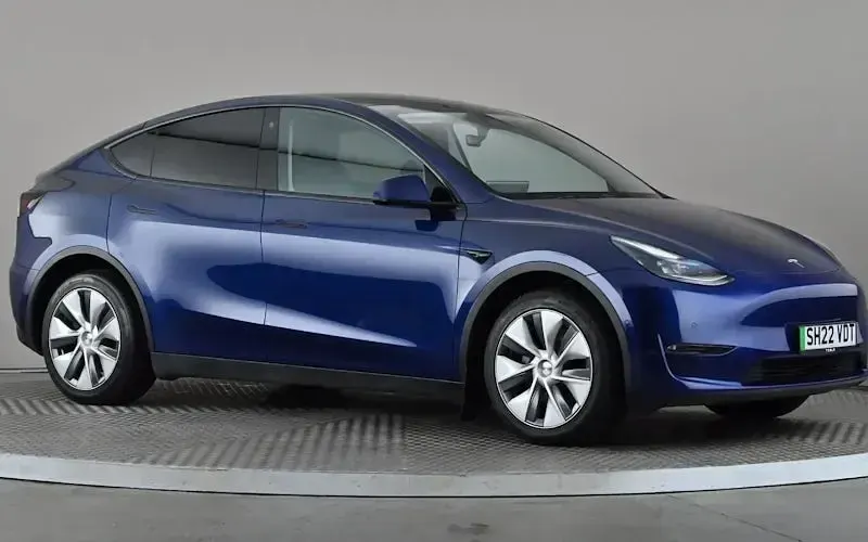 Used Tesla Model Y Long Range AWD 286 kW (389 HP) 2025 SUV