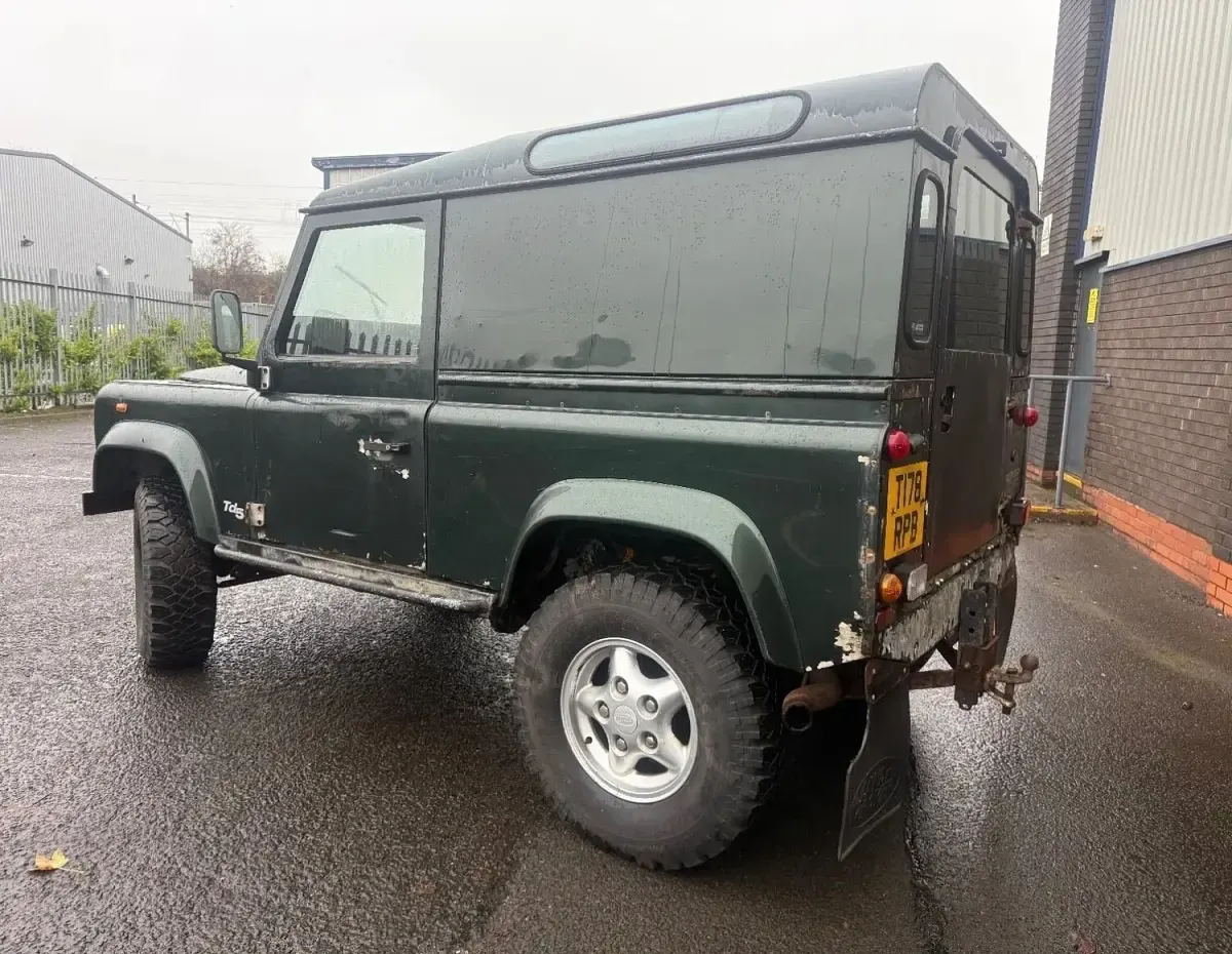 Used Land Rover Defender 1999 Green