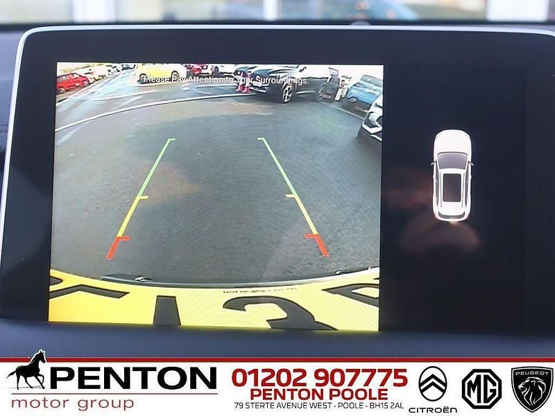 Usado MG HS Trophy 162 HP (119 kW) 2023 Vermelho SUV