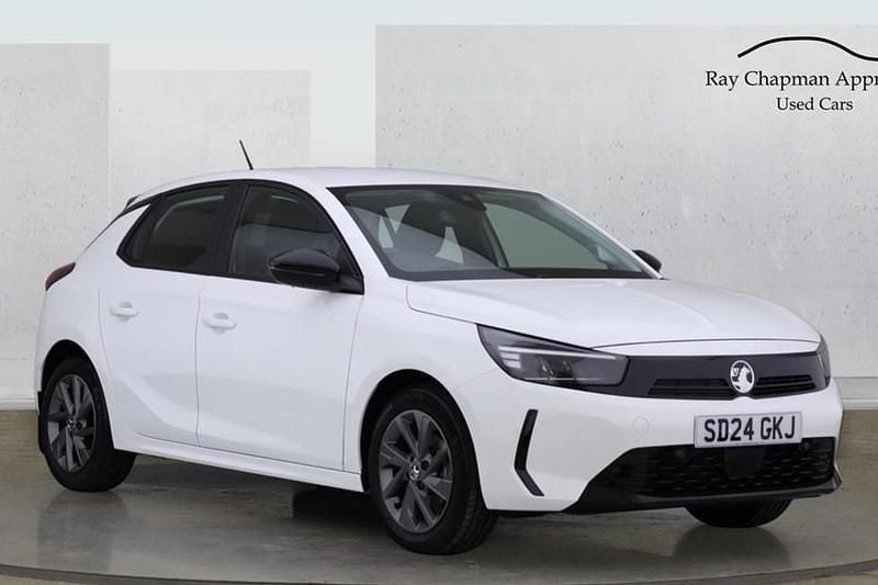 White Used 2024 Vauxhall Corsa Design Edition Hatchback | £13,750 (Fair price) - Image 1/1