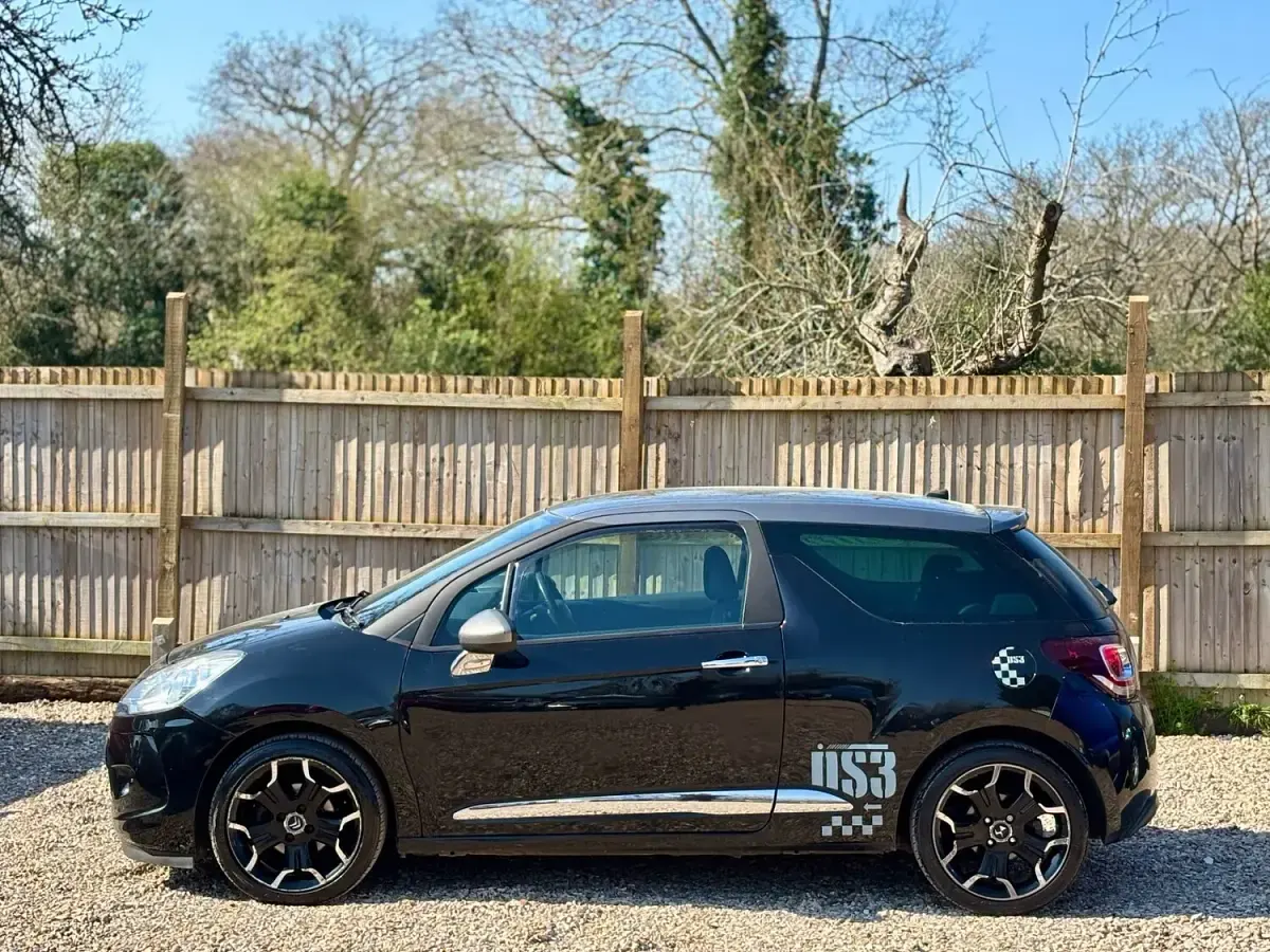Used Citroën DS3 2013 Black Hatchback