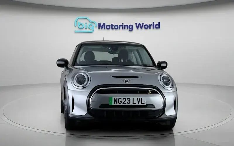 Used Mini Cooper S Level 1 135 kW (184 HP) 2023 Silver Hatchback