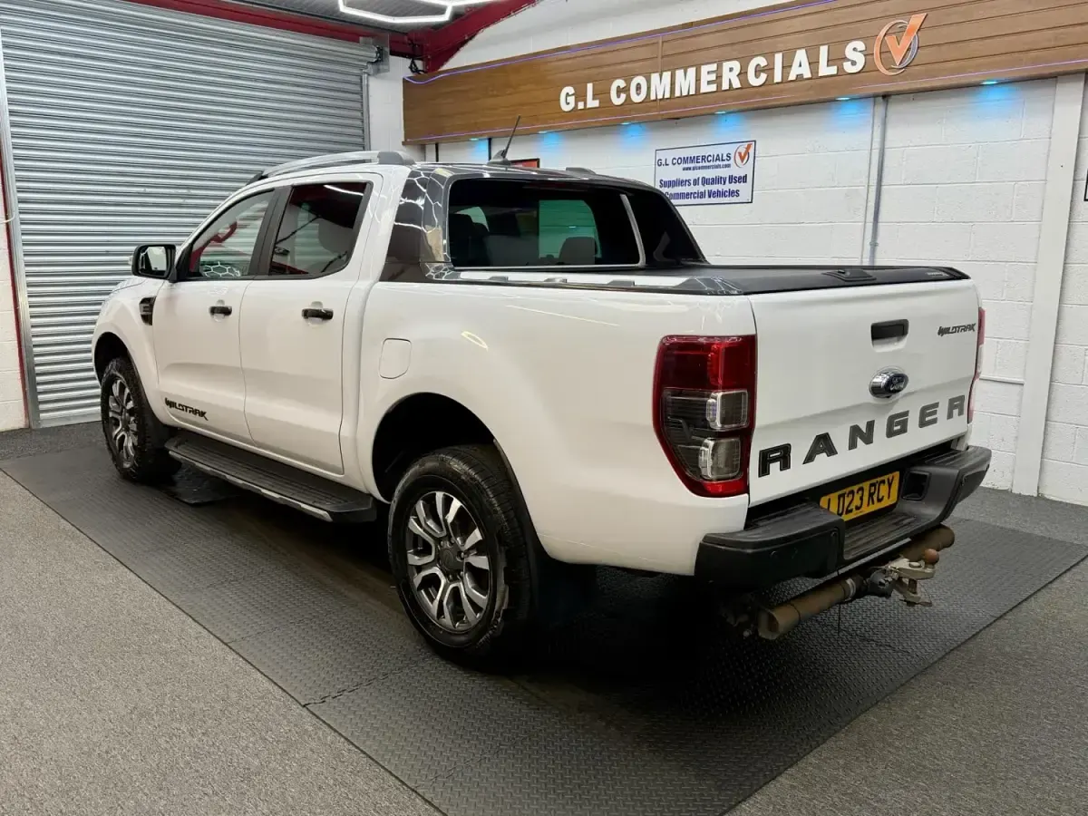 Second-hand Ford Ranger Wildtrack 213 CP (156 kW) 2023 Alb Pickup
