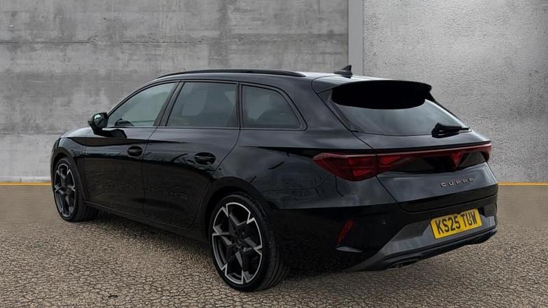 Used Cupra Leon 150 HP (110 kW) 2025 Black Estate