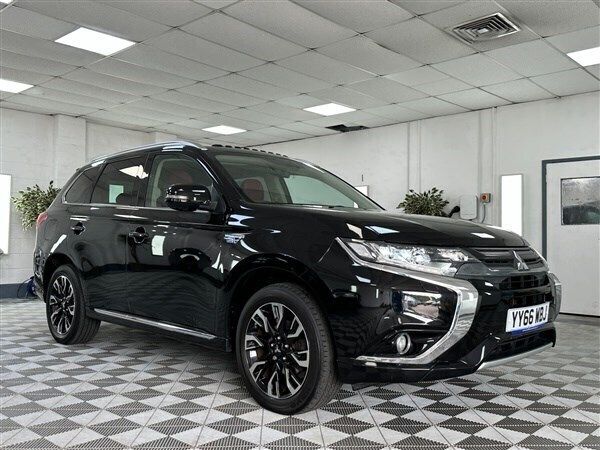 Black Used 2016 Mitsubishi Outlander SUV | £14,991 - Image 1/1