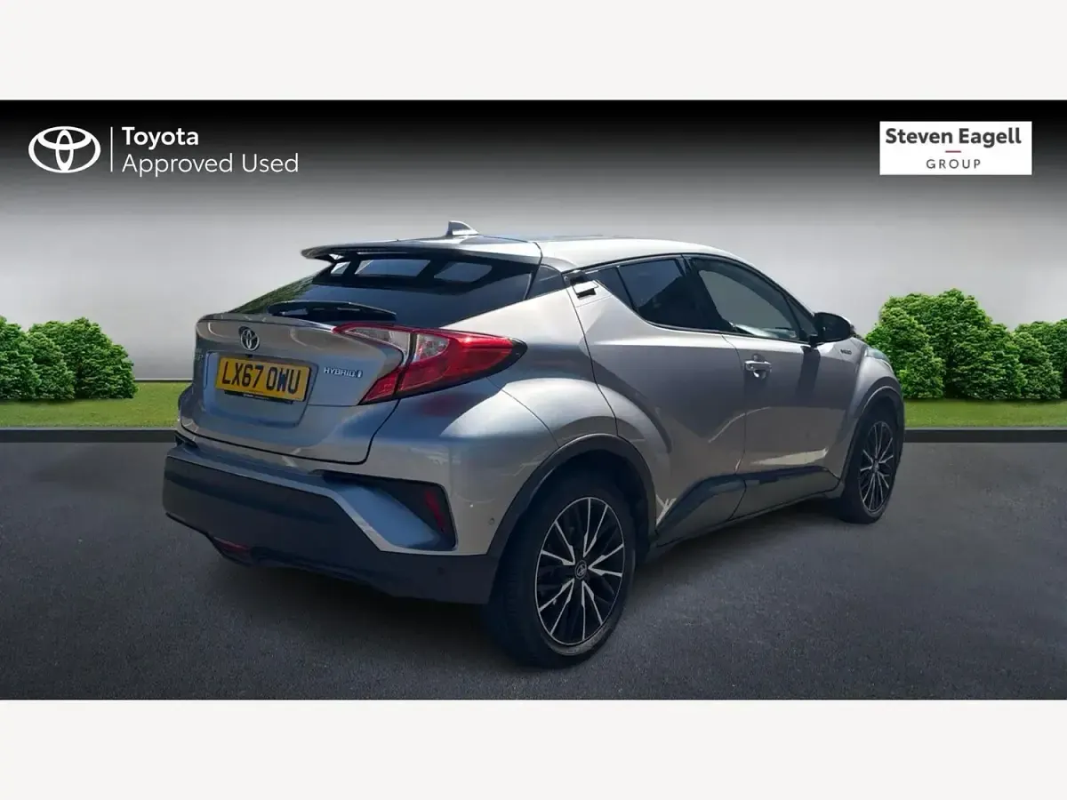 Used Toyota C-HR 122 HP (89 kW) 2017 Silver SUV