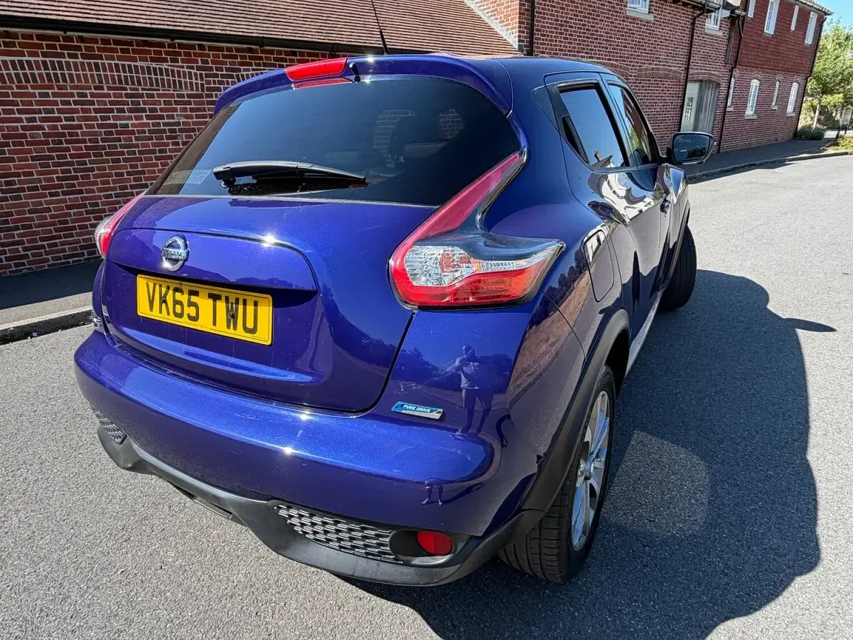 Used Nissan Juke Tekna 110 HP (80 kW) 2015 Blue SUV