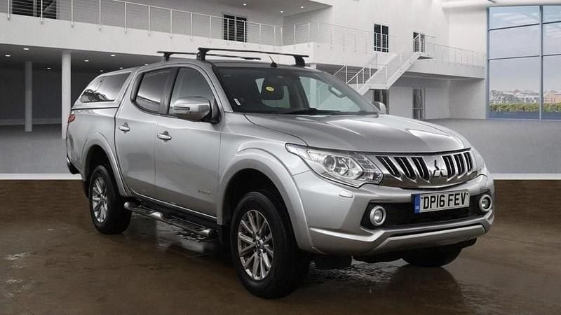 Used Mitsubishi L200 Warrior 178 HP (130 kW) 2016 Silver Pickup