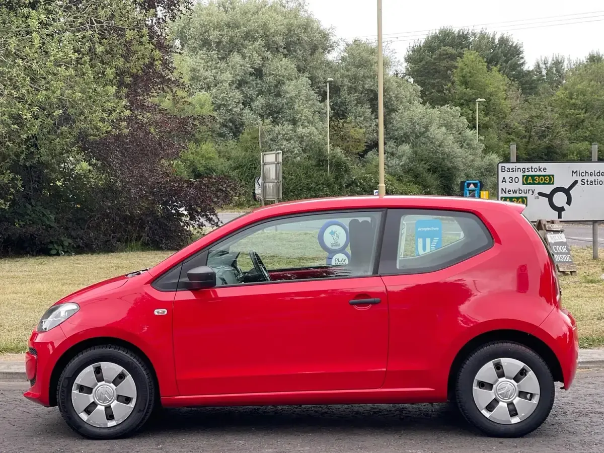 Used VW up! take up! 60 HP (44 kW) 2012 Red Hatchback