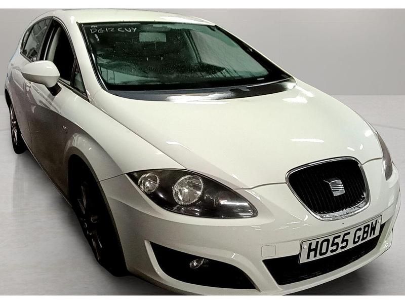White Used 2012 Seat Leon Copa Hatchback | £2,490 (Fair price) - Image 1/3