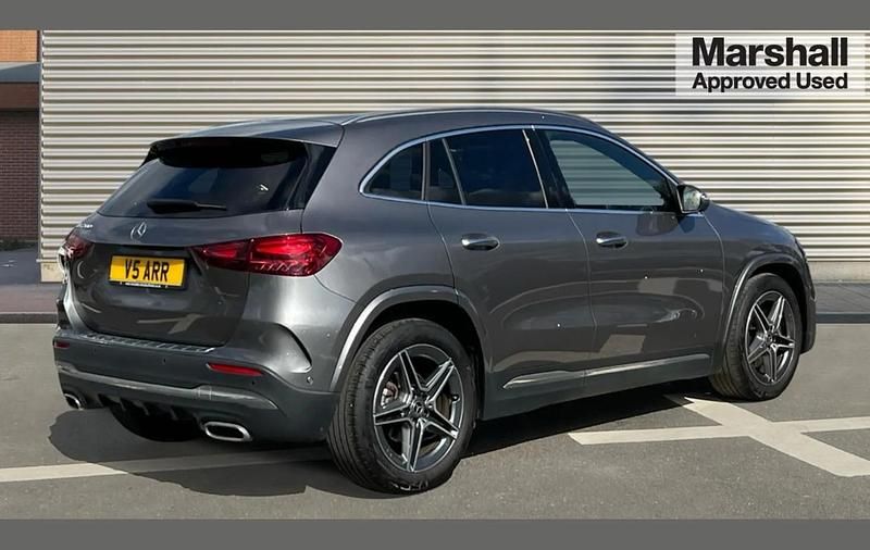 Used Mercedes GLA200 Executive 163 HP (119 kW) 2023 Grey SUV