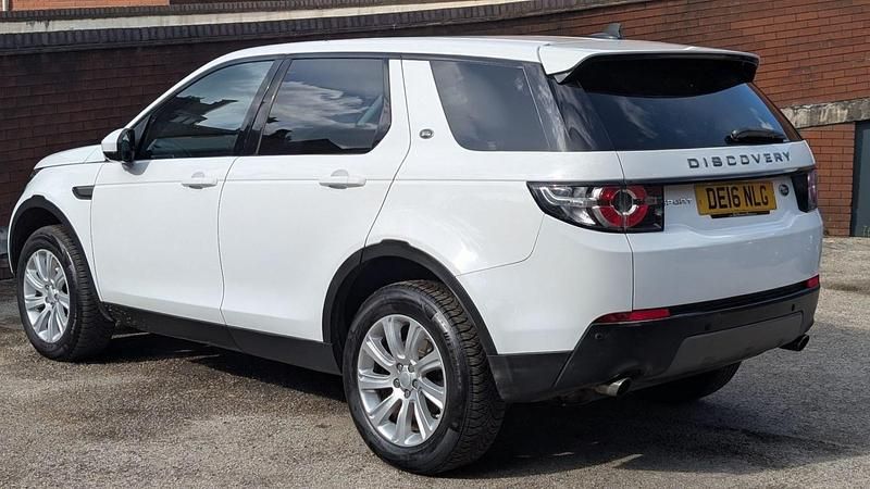Second-hand Land Rover Discovery Sport SE 180 CP (132 kW) 2016 Alb SUV