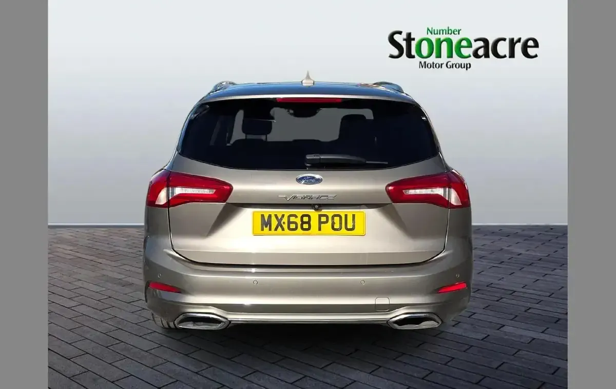 Used Ford Focus Vignale 150 HP (110 kW) 2018 Silver Estate