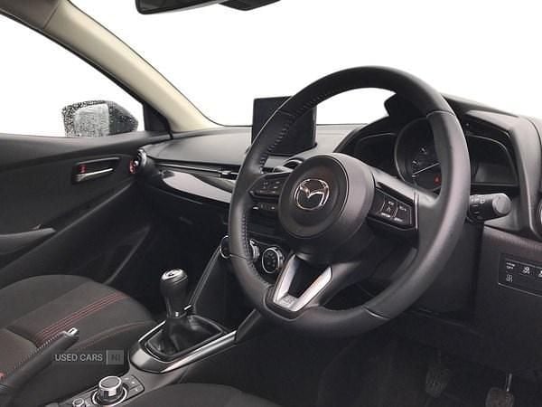 Używany Mazda 2 Homura-Line 2024 Biały Hatchback