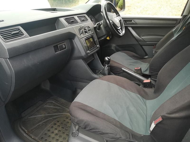 Used VW Caddy Maxi 2017 Blue MPV